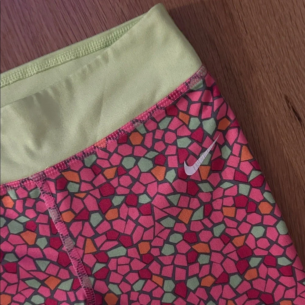 Nike Kids Colorful Patterned Leggings 6X